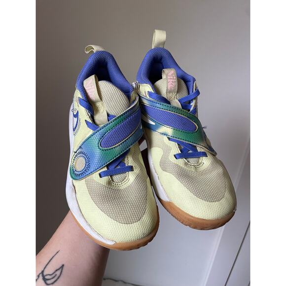 Nike team hustle sneakers - 1.5 youth - Picture 3 of 9